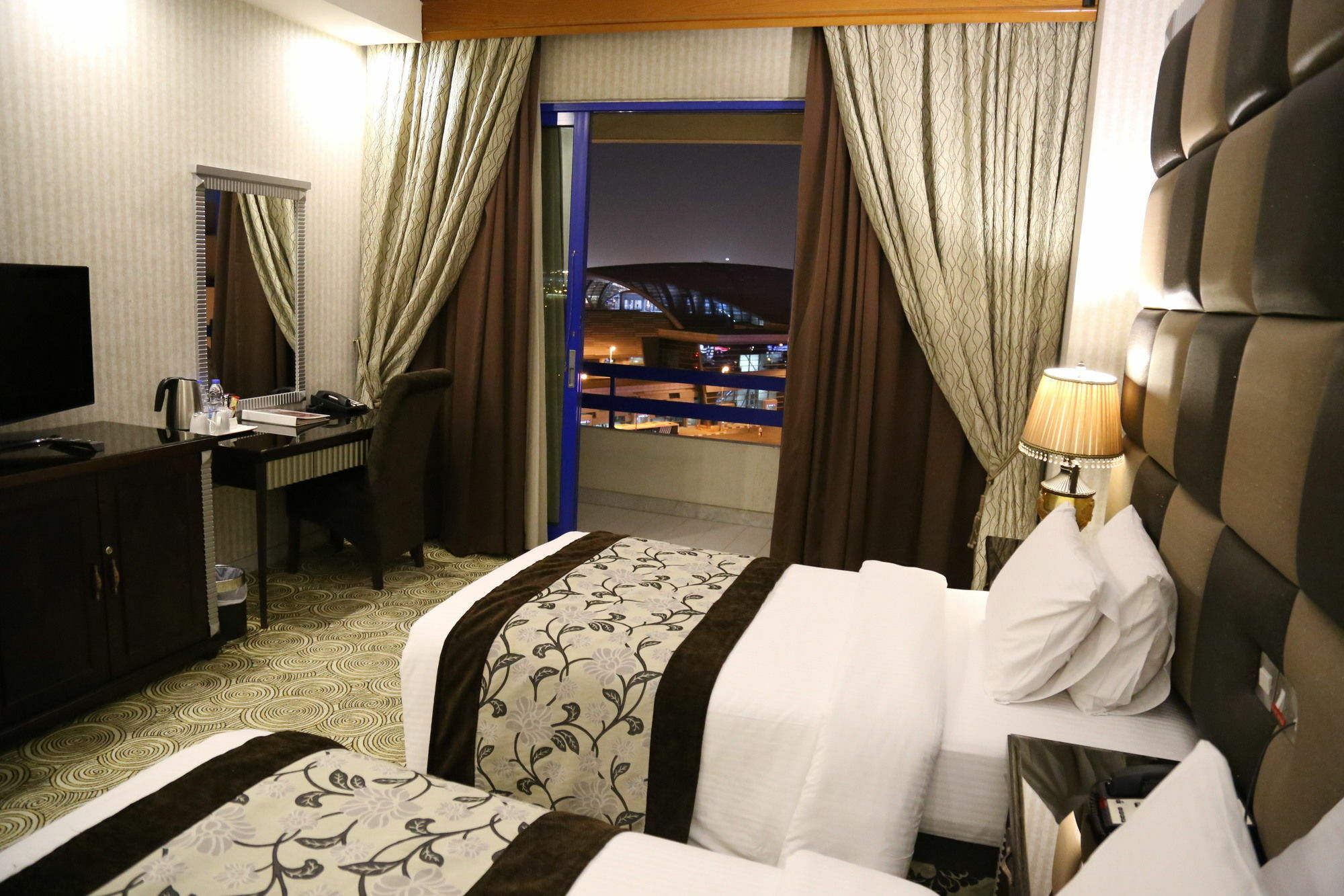 Abjad Grand Hotel Dubaj Kültér fotó
